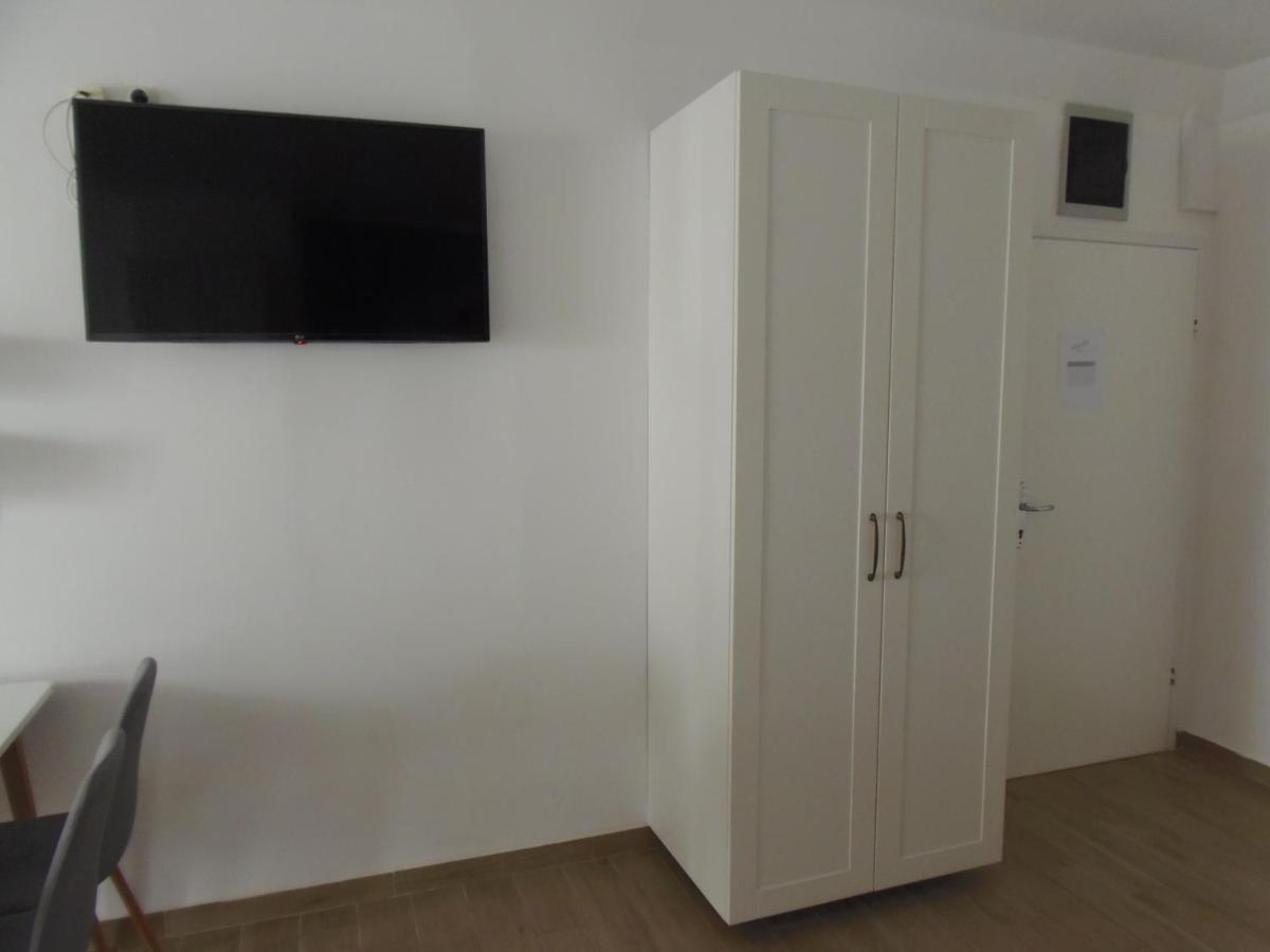 Villa Rajski Dvor 2 Бол Екстер'єр фото